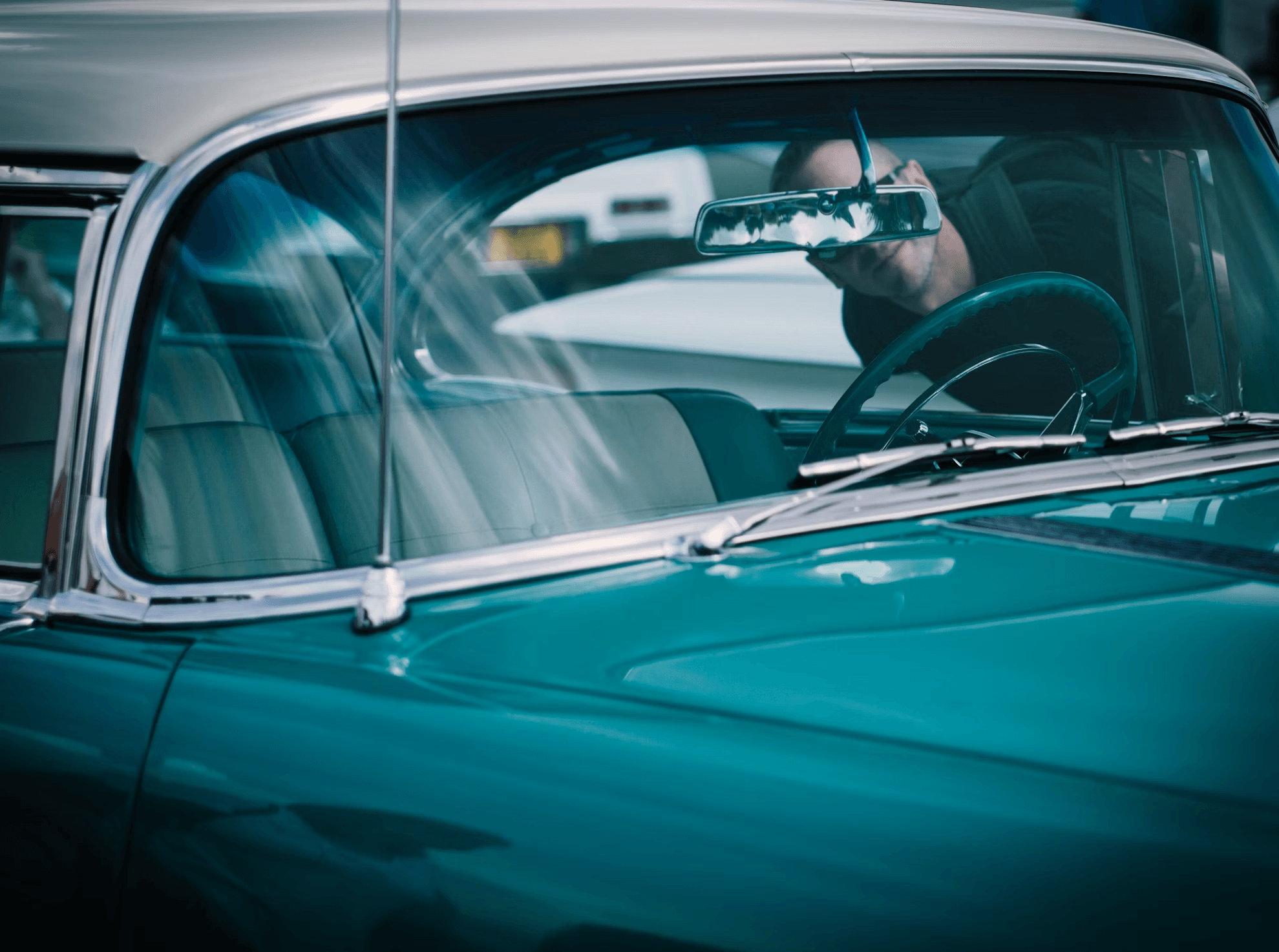 Windshield Repair vs Windshield Replacement: Which Do I Need?